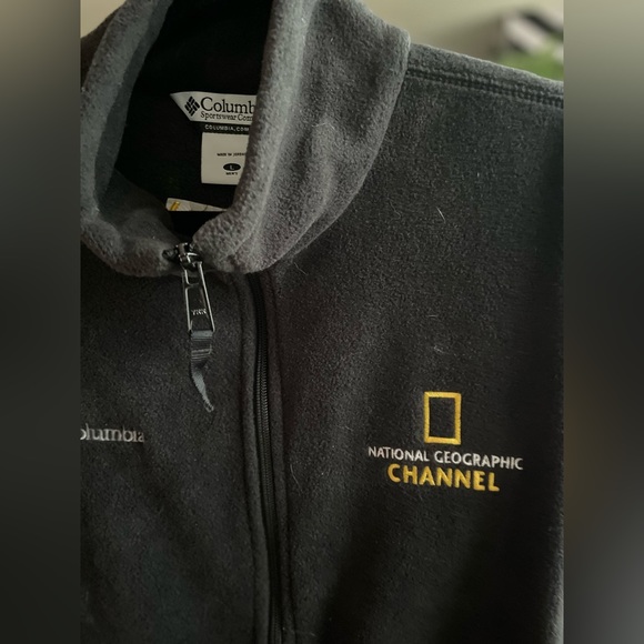 Columbia Fleece Vest Black. - Picture 5 of 8